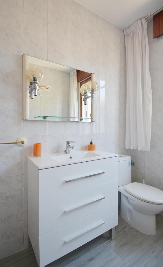 Casa Con Jardin En Vilanova De Arousa ポンテベドラ エクステリア 写真