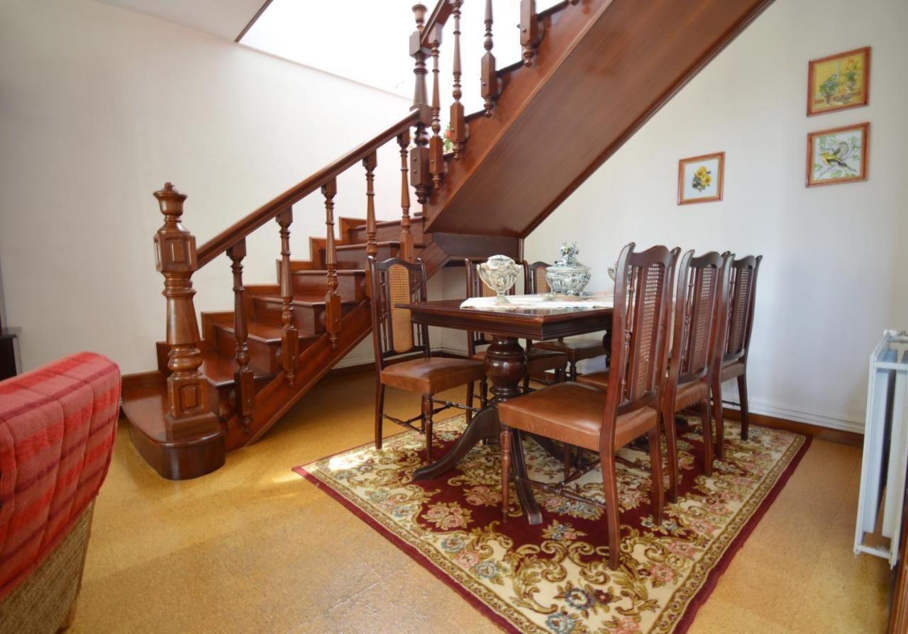 Casa Con Jardin En Vilanova De Arousa ポンテベドラ エクステリア 写真