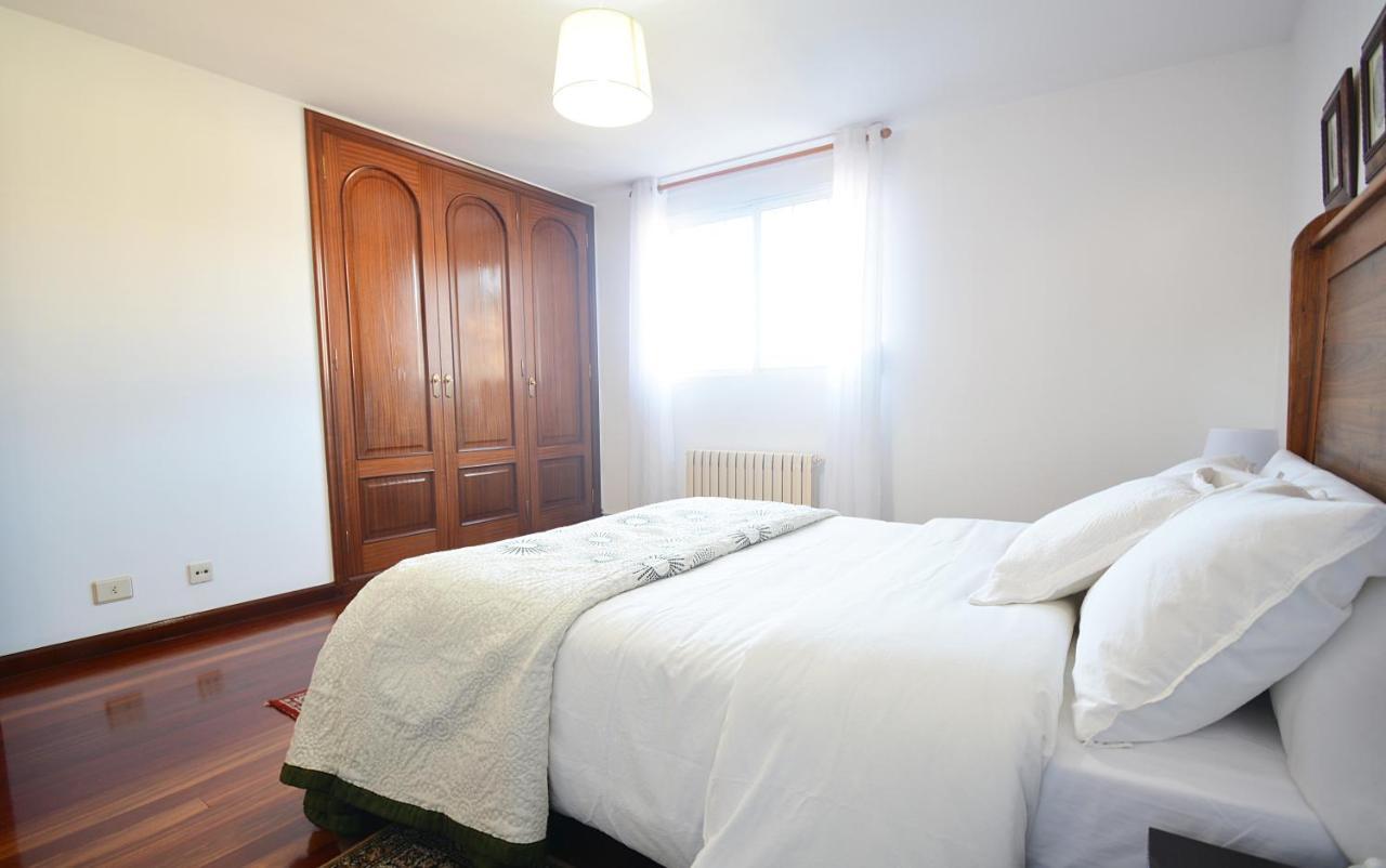 Casa Con Jardin En Vilanova De Arousa ポンテベドラ エクステリア 写真