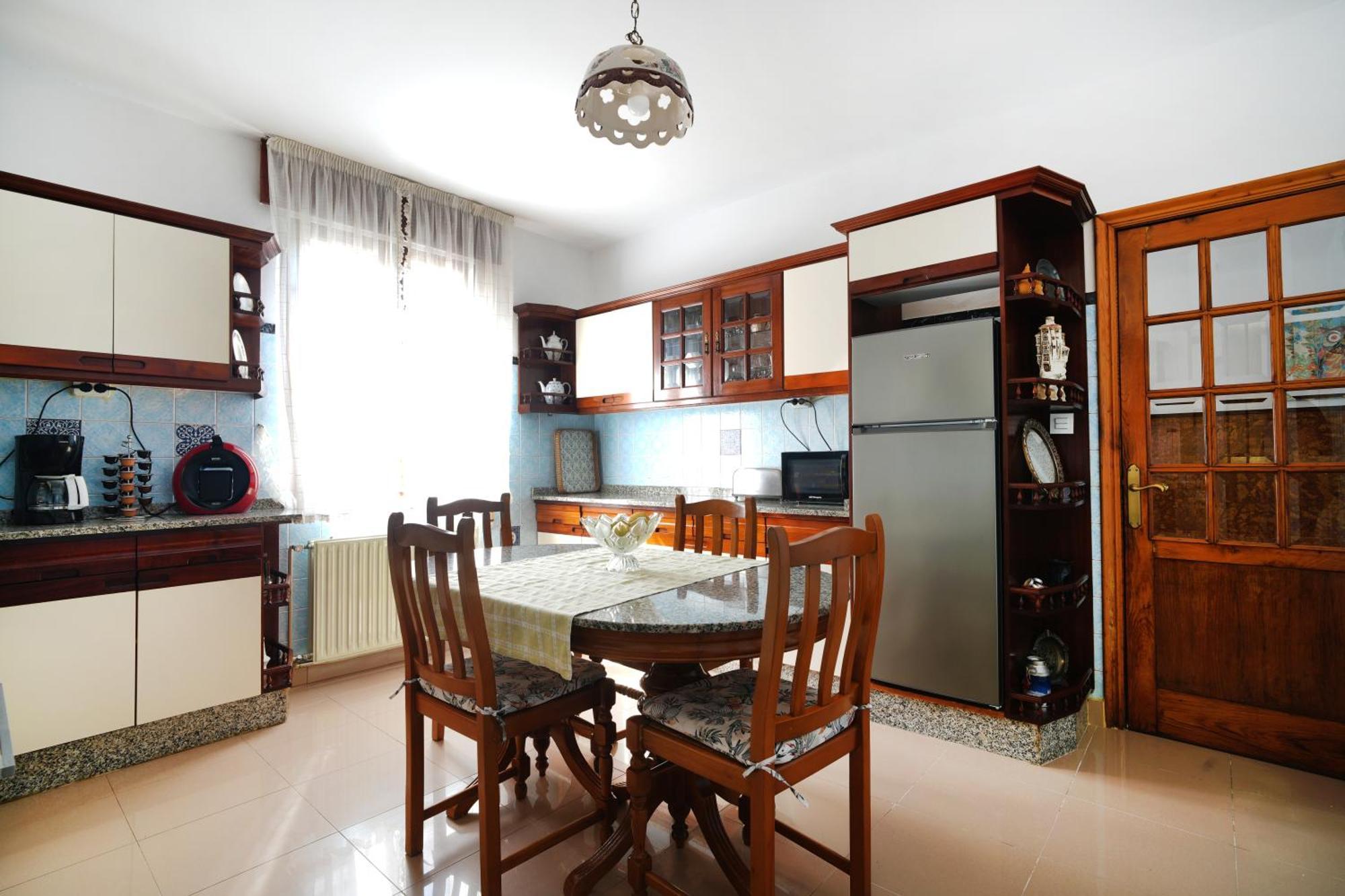 Casa Con Jardin En Vilanova De Arousa ポンテベドラ エクステリア 写真